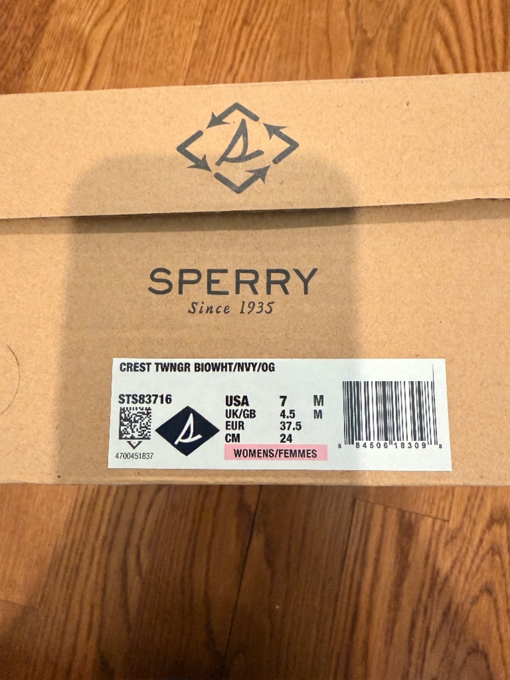 Sperry Crest Twin Gore Slip-On Sneakers – NEW (Never Worn); Size 7 (Women’s) - Picture 4 of 4
